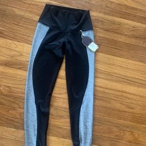 Mika Yoga Wear Kaya High-Waisted Leggings